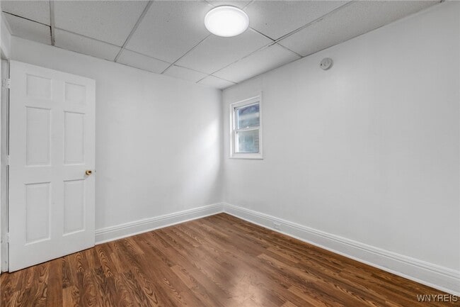 Building Photo - 722 Hopkins St