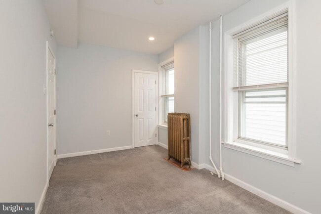 Building Photo - 4328 Freeland Ave