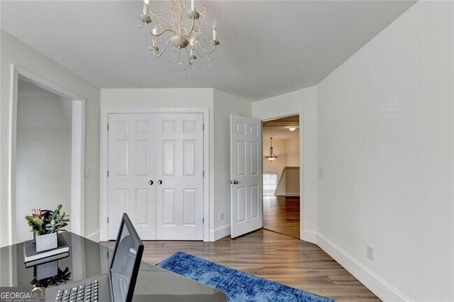 Building Photo - 335 Pintail Ct