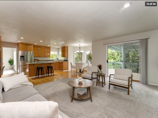 Building Photo - 320 NW 163rd Pl