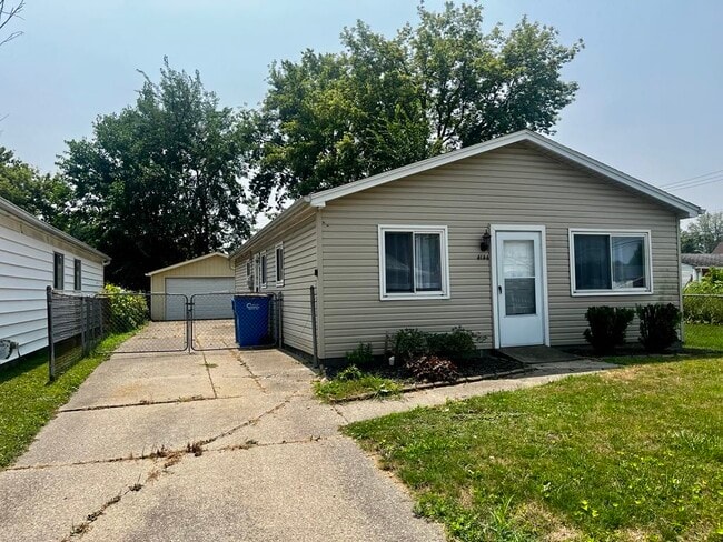 Building Photo - 4144 Norbert Ave