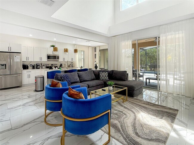 Building Photo - 530 Orista Dr