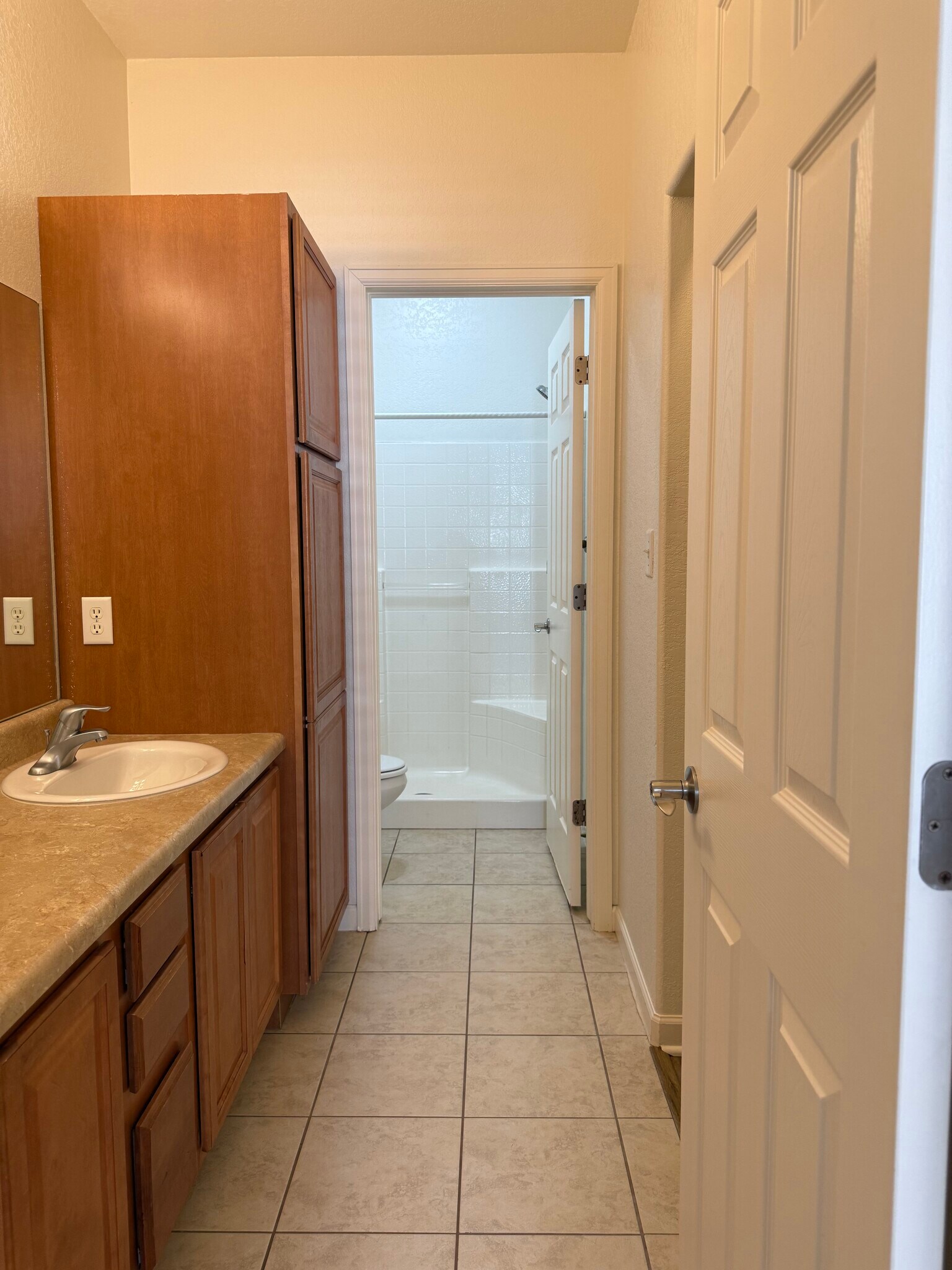 master bath - 2462 Thunder Mountain Dr
