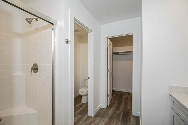 Building Photo - 15206 Nimbus Way