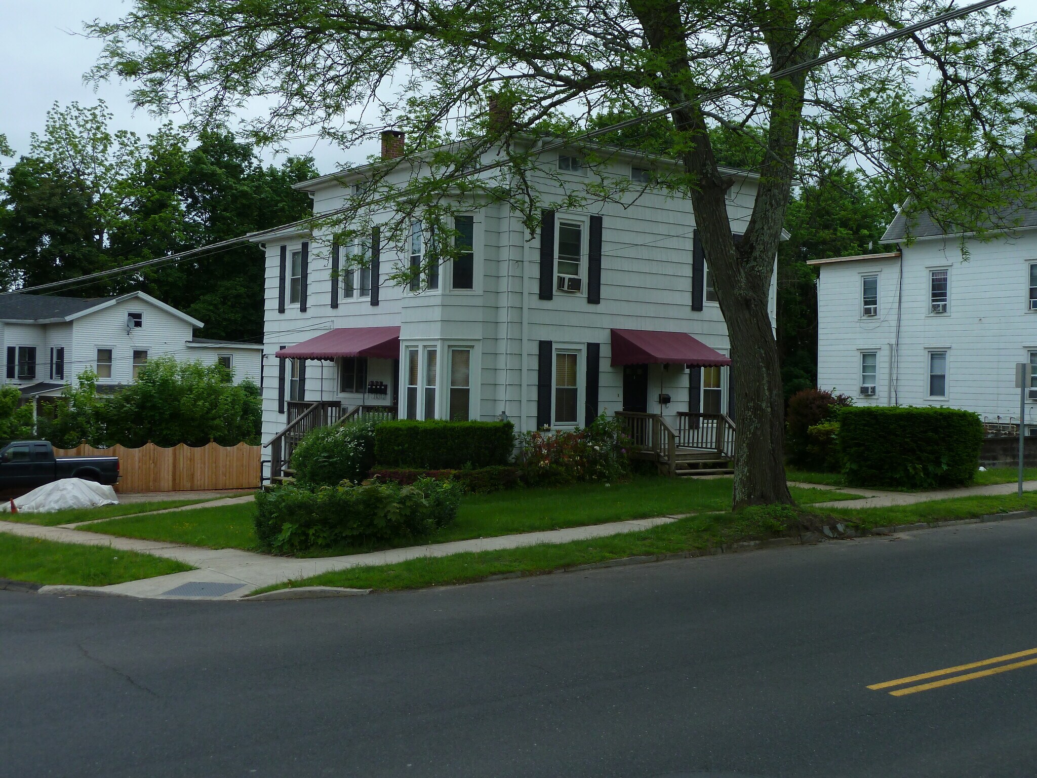 Building Photo - 35 Division St