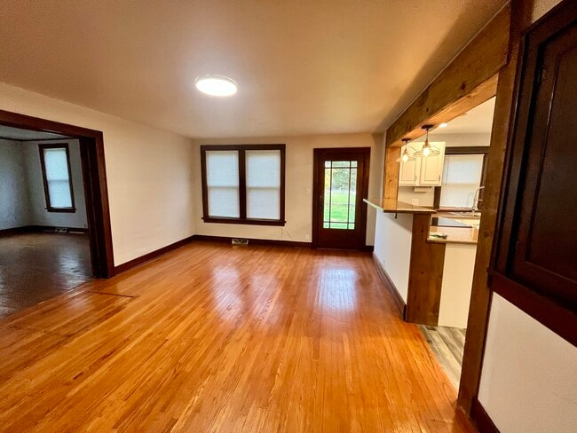 Building Photo - 41W655 Main Street Rd