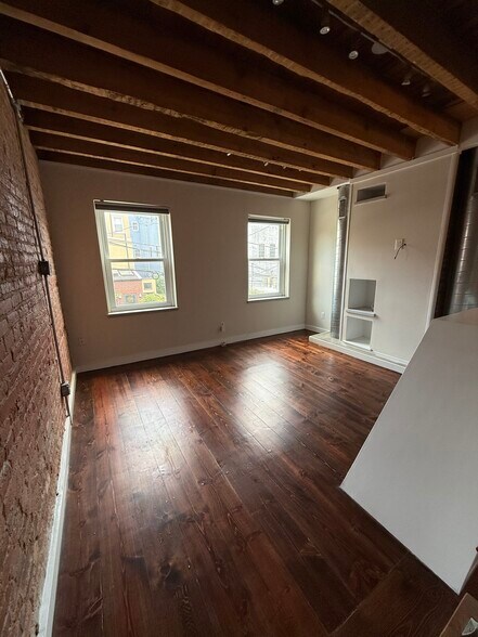 Second floor - 1617 Olive St