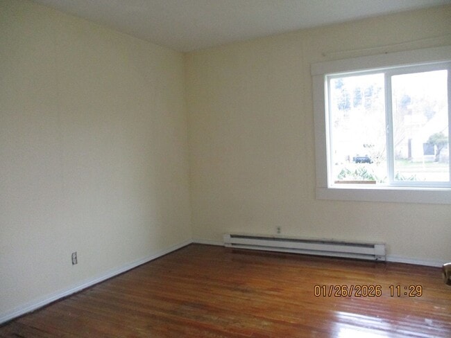 Building Photo - 3022 Sumner Ave