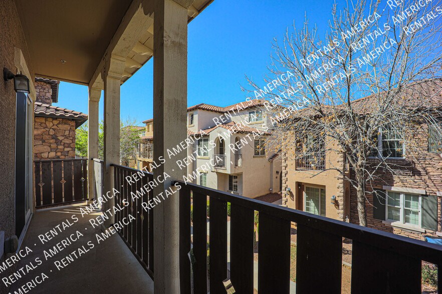 Building Photo - 906 S Annie Ln