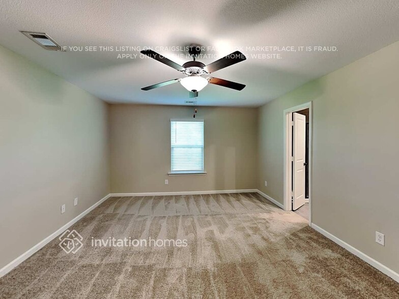 Building Photo - 442 Samara Ct