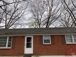 Building Photo - 1338 Woodland Ave