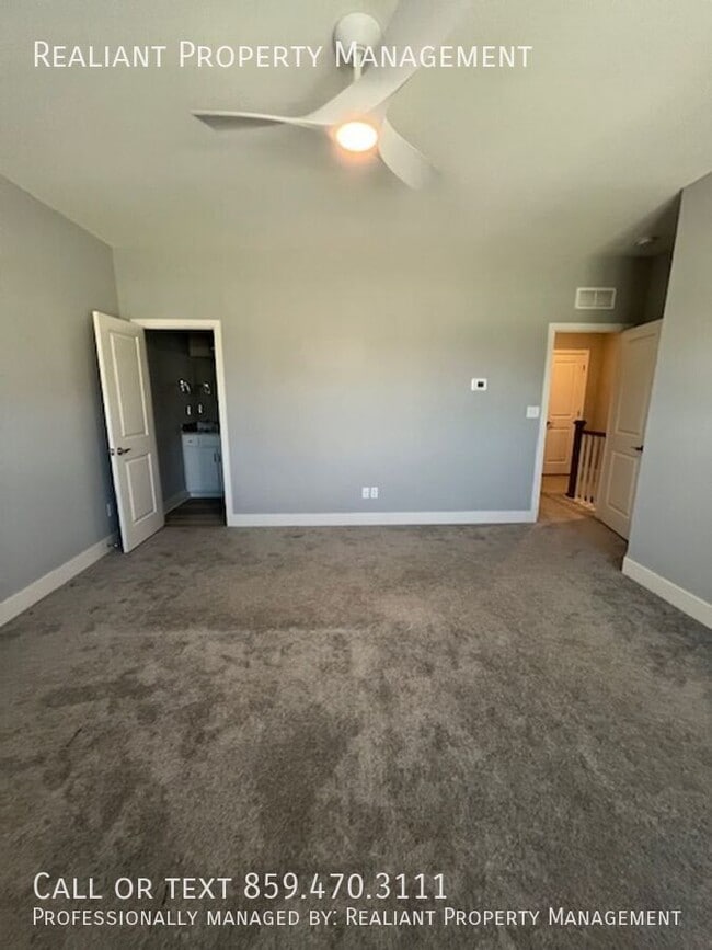 Building Photo - 3238 Peninsula Wy