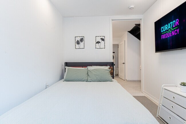 Building Photo - 251 Covert St.