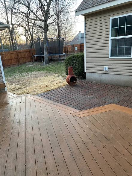 back yard deck - 1825 Mountain Ash Dr