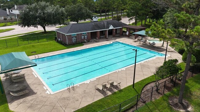 Building Photo - 23707 Hackberry Dr