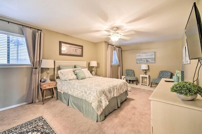 Building Photo - 15425 Fortuna Bay Dr