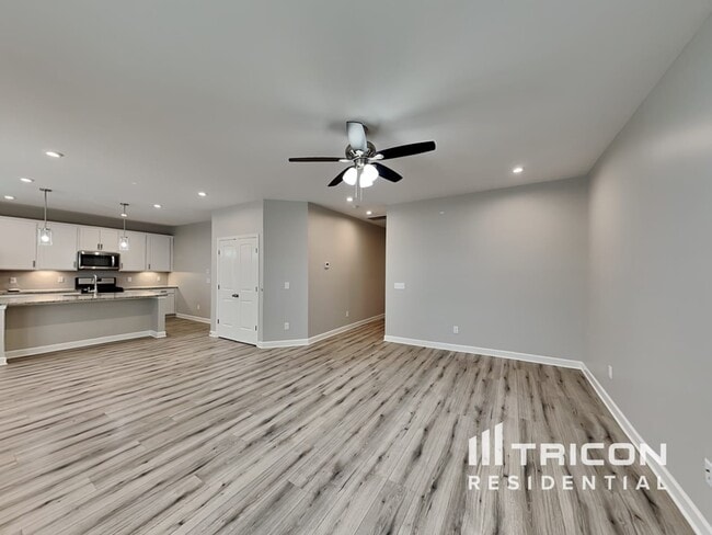 Building Photo - 2035 Neill Ln