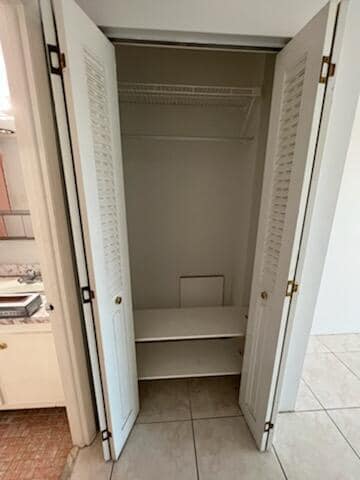 Building Photo - 2731 Taft St