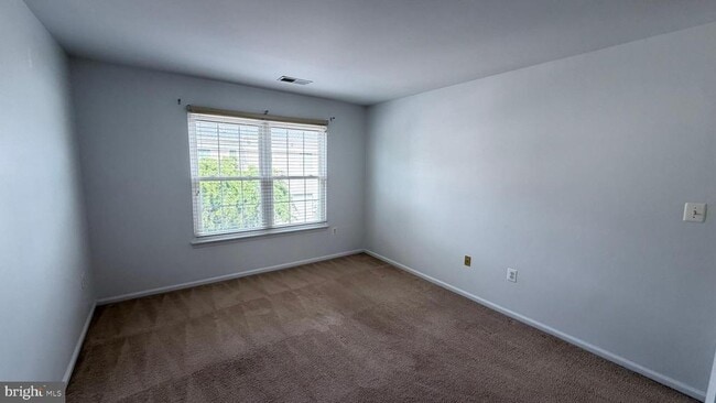 Building Photo - 20965 Kittanning Ln