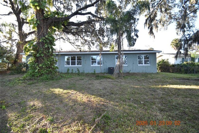 Building Photo - 3606 River Grove Dr