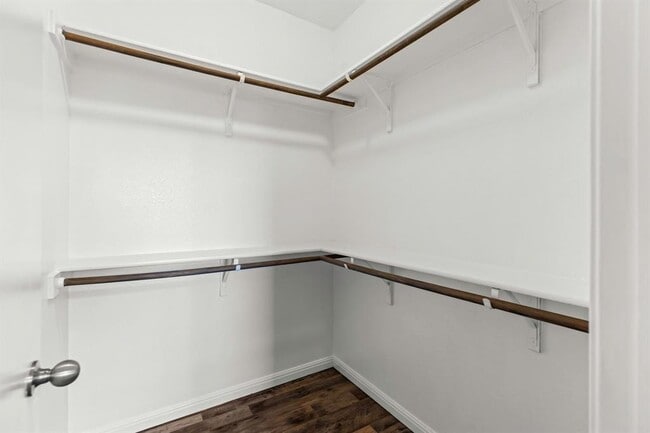 Building Photo - 253 Eagle Brook Ln