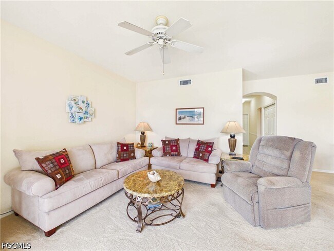Building Photo - 20611 Country Creek Dr