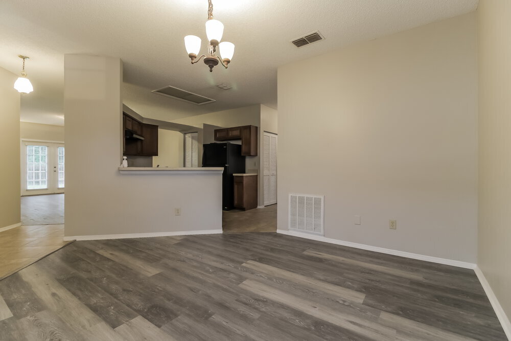 Building Photo - 336 Cello Cir