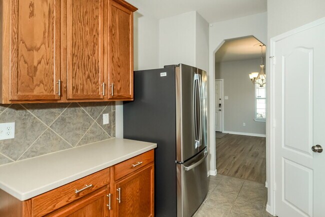 Building Photo - 14430 Cellini Dr