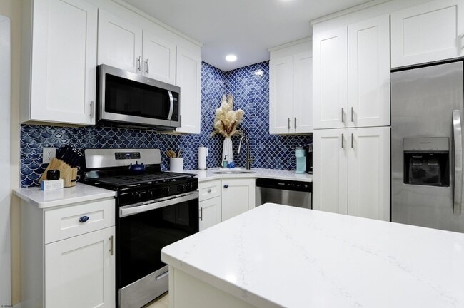 Building Photo - 125 N Wissahickon Ave