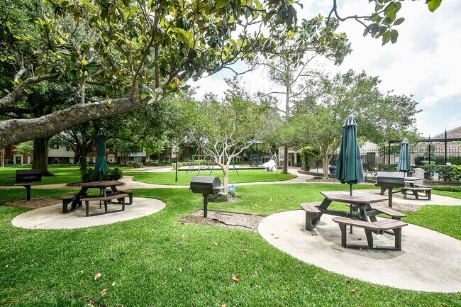 Building Photo - 2332 Winrock Blvd