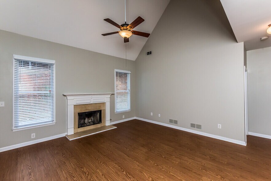 Building Photo - 411 Azalea Cove