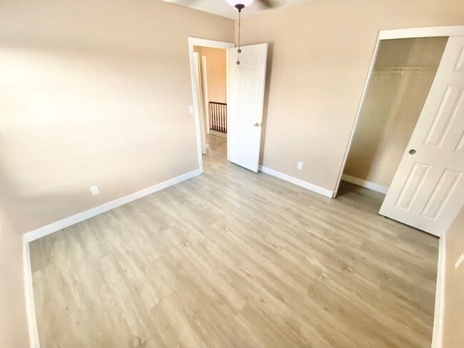 Building Photo - STUNNING 2 STORY HOME 3 BEDROOM 2.5 BATH W/ ONE CAR GARAGE IN A GATED COMMUNITY!