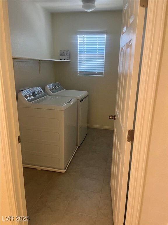 Building Photo - 10106 W Meranto Ave