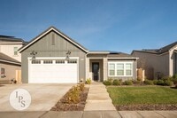 Building Photo - Madera Riverstone Home, 3BR/2BA, SOLAR, Community Pool, New Elementary School in Community!