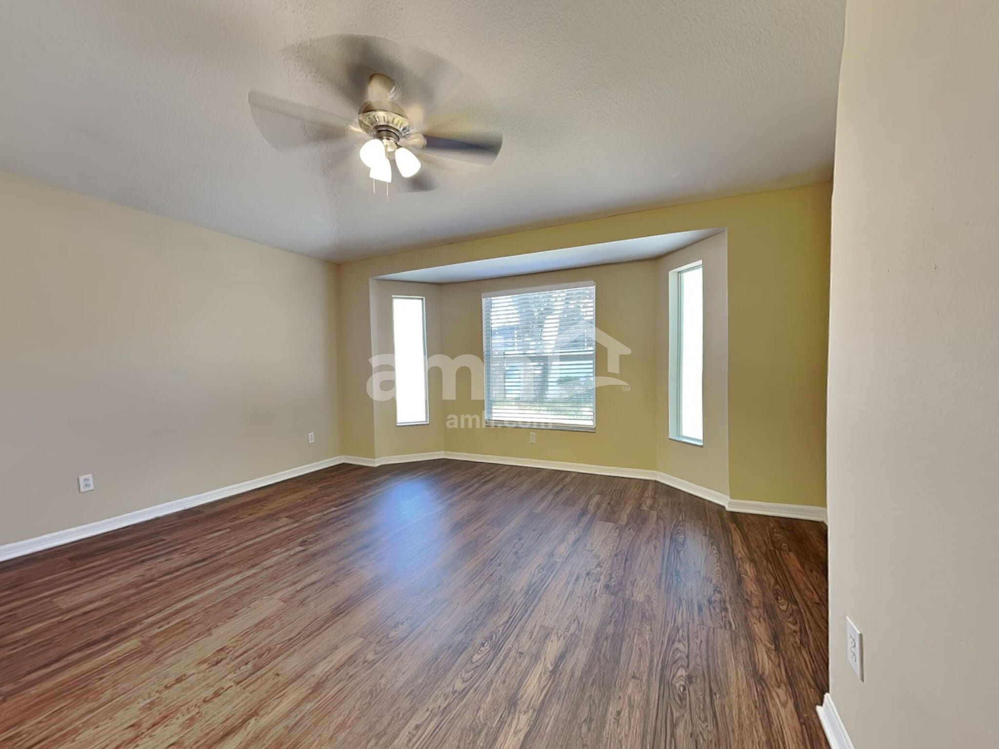 Building Photo - 18131 Birdwater Dr