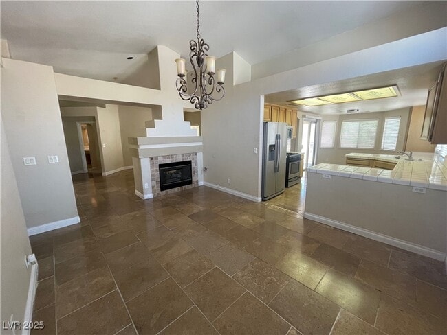 Building Photo - 4613 Plano Dr