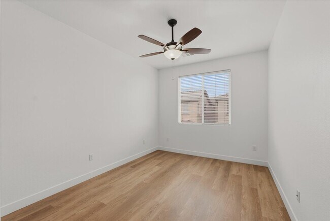 Building Photo - 8604 Splendid Leaf Ct