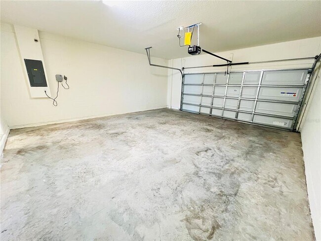 Building Photo - 317 Silverbell Trl