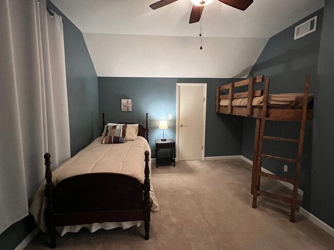 Bedroom 2nd level, twin and loft bed - 404 N Benton Ave