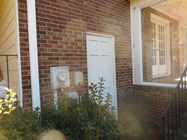 Building Photo - Northwest Greensboro NC Home for Lease