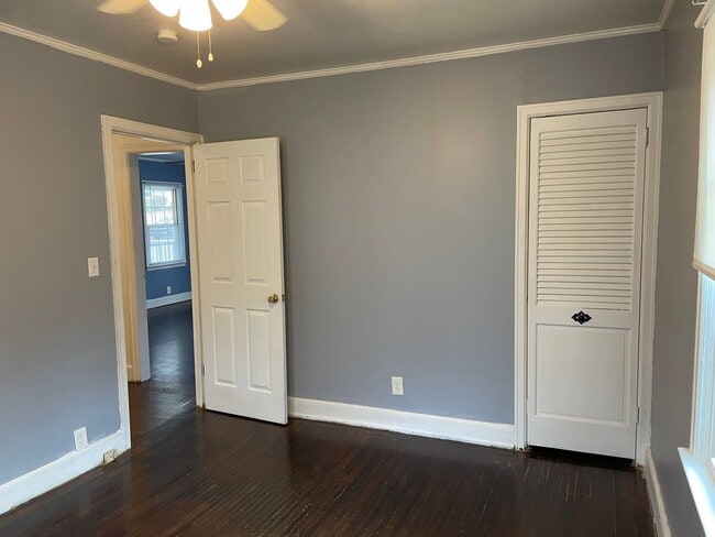 Building Photo - Three Bedroom Home in Gastonia