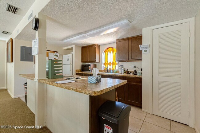 Building Photo - 115 Indian River Dr