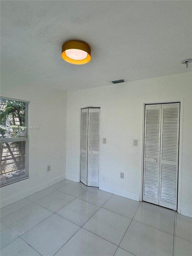 Building Photo - 766 NW 45th St