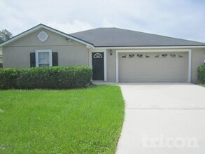 Building Photo - 7644 Arancio Dr