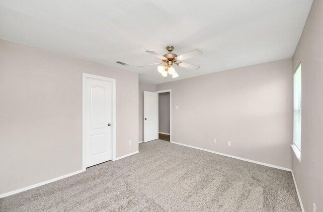 Building Photo - 24311 Hard Wood Dr