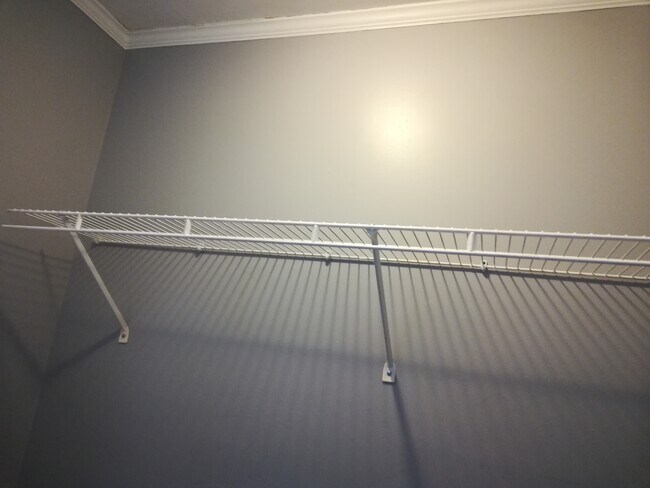 Building Photo - 1709 Sails Way