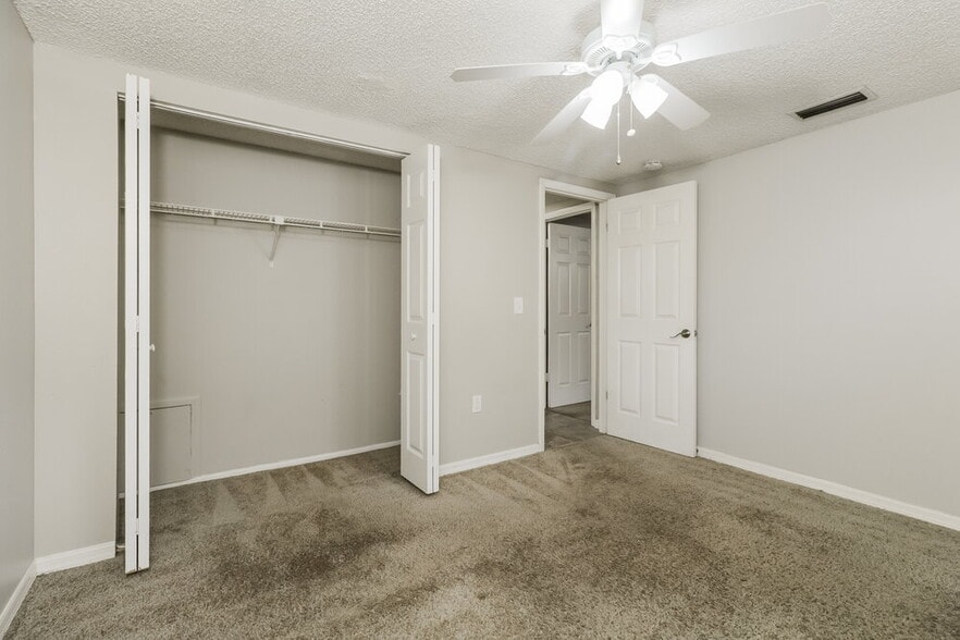 Building Photo - 4347 Otter Way