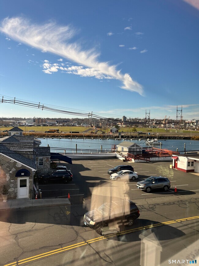 Building Photo - 79 Seaview Ave