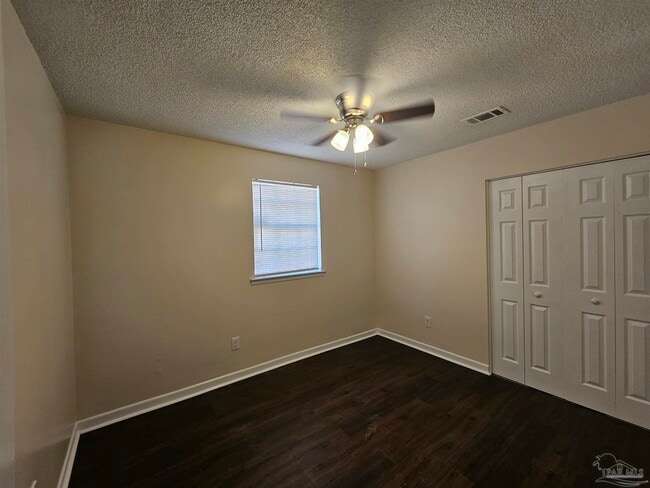 Building Photo - 5604 Scotland Terrace