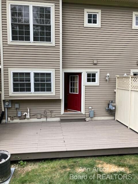 Building Photo - 1023 Bluestem Ln